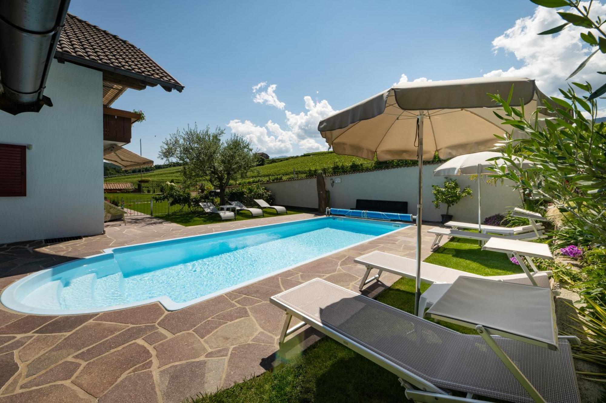 Aparthotel Lanserhof Appiano Sulla Strada Del Vino